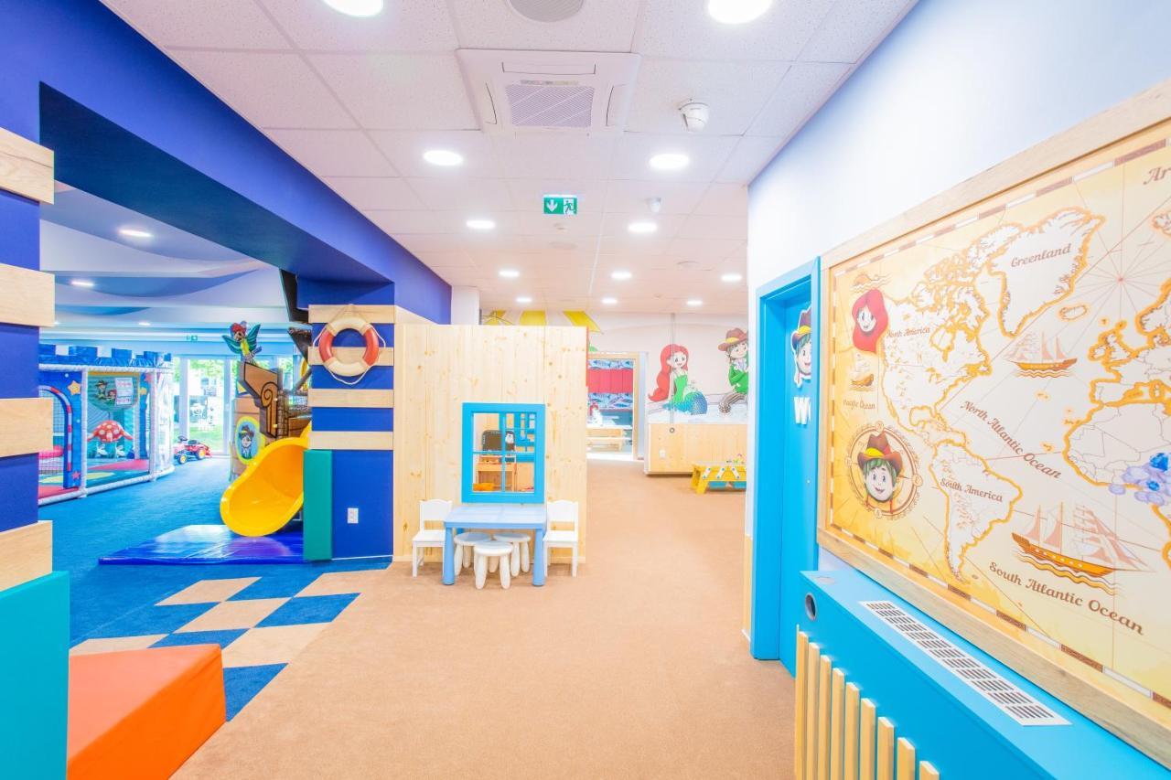 Hotel Senec Aqua Resort - Family Friendly Eksteriør billede