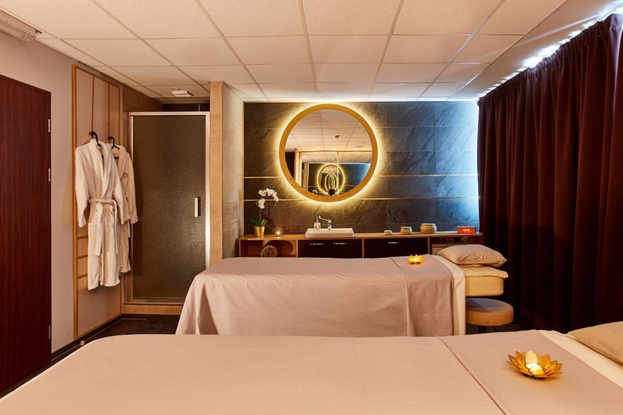 Hotel Senec Aqua Resort - Family Friendly Eksteriør billede